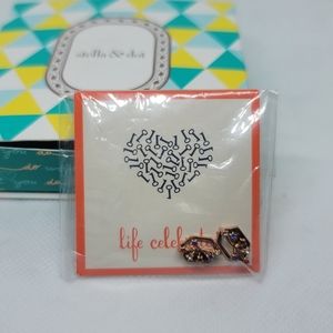 Keep collective jewelry